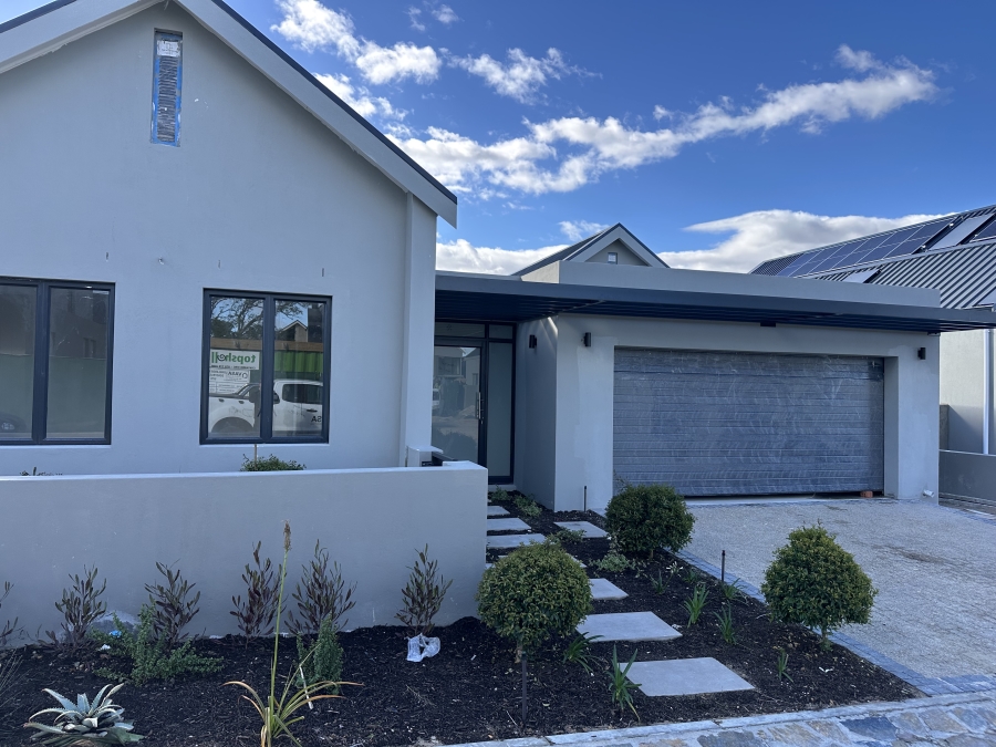4 Bedroom Property for Sale in Stellenbosch Farms Western Cape